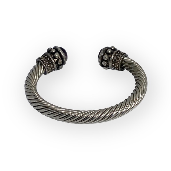 Vintage: Purple Cats Eye Cabochon Gems ❁ Twisted Silver Cable Bangle Bracelet ❁ - Picture 2 of 16